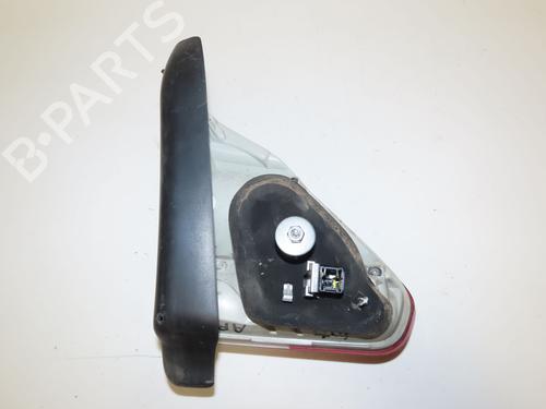 Feu de coffre droit PEUGEOT 2008 I (CU_) 1.2 THP 110 / PureTech 110 (110 hp) 31865434