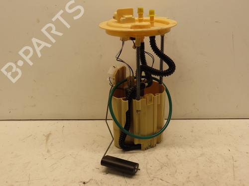 Used Fuel pump Fuel pump FIAT 500X (334_) 1.6 D Multijet (334AXA1B, 334AXA11) (120 hp) 30189148 30189148