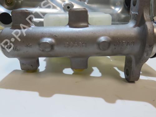 Used Brake master cylinder NISSAN 350Z Coupe (Z33) 3.5 (AAZ33) (280 hp) 31843622