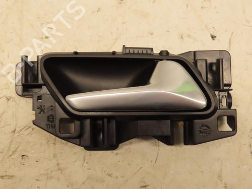 Used Rear right interior door handle PEUGEOT 308 II (LB_, LP_, LW_, LH_, L3_) 1.6 GTi (L35GNH) (272 hp) 27331688