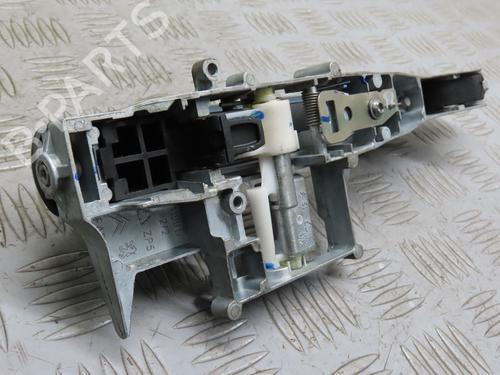 Front right exterior door handle PEUGEOT 2008 I (CU_) 1.2 THP 110 / PureTech 110 | BP25207195C129