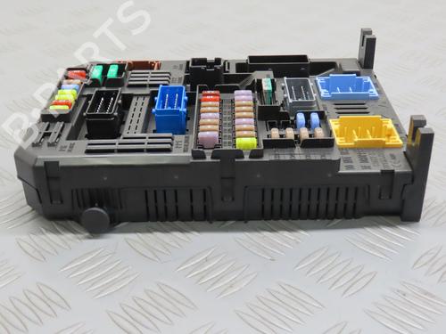 Used Fuse box Fuse box PEUGEOT 308 II (LB_, LP_, LW_, LH_, L3_) 1.6 BlueHDi 120 (120 hp) 20653073 20653073