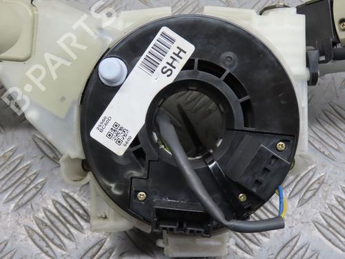 Used Steering column stalk NISSAN MICRA III (K12) 1.2 16V (65 hp) 19490433