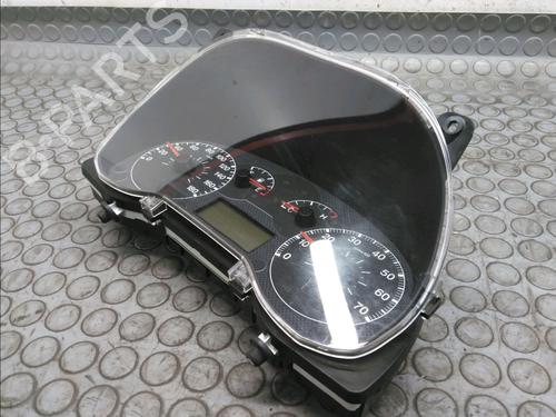 Used Instrument cluster RENAULT CLIO II (BB_, CB_) 1.5 dCi (B/CB3M) (64 hp) 17779764