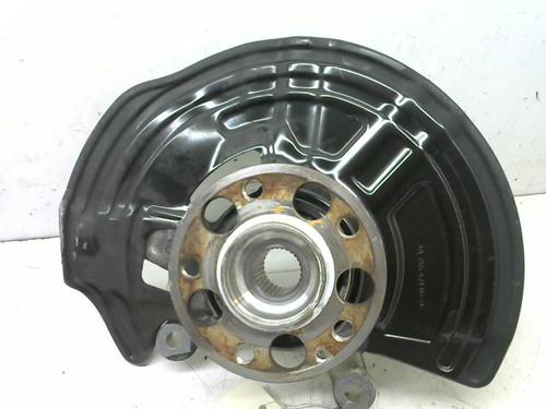Used Left front steering knuckle MERCEDES-BENZ A-CLASS (W176) A 180 (176.042) (122 hp) 14883744