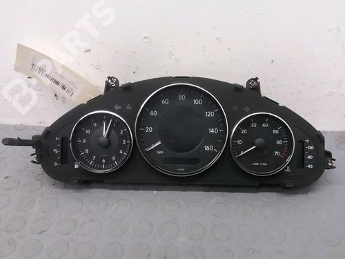 Used Instrument cluster MERCEDES-BENZ CLS (C219) CLS 350 (219.356) (272 hp) 9387764