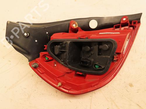 Used Right taillight RENAULT CLIO III (BR0/1, CR0/1) 1.2 16V (BR0P, CR0P) (101 hp) 29016335