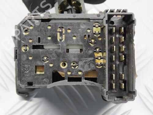 Used Steering column stalk RENAULT TWINGO II (CN0_) 1.2 16V (CN0K, CN0V, CN0A) (76 hp) 9386102