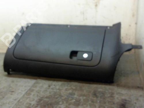 Used Glove box VW GOLF VI (5K1) 1.6 TDI (105 hp) 9381097