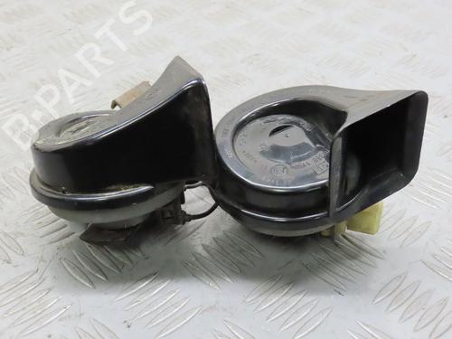 Used Horn PEUGEOT 5008 (0U_, 0E_) 1.6 HDi (114 hp) 14883534
