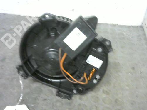 Used Heater blower motor MERCEDES-BENZ CLA Coupe (C117) CLA 200 CDI (117.301) (136 hp) 9382075