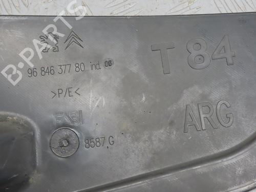 Used Wheel arch PEUGEOT 3008 I MPV (0U_) 1.6 BlueHDi 120 (120 hp) 25250491