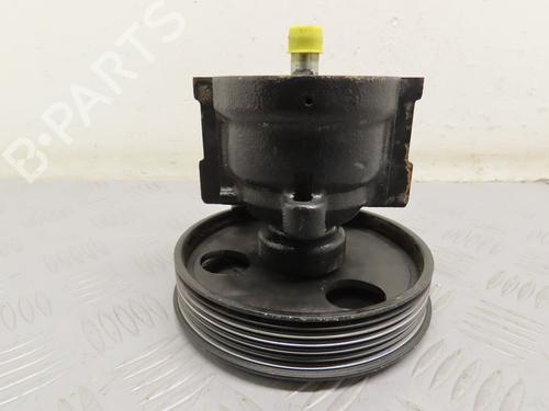 Used Steering pump RENAULT KANGOO Express (FC0/1_) 1.5 dCi (FC07, FC1R) (65 hp) 17777655