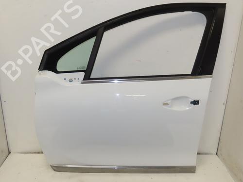 Used Left front door Left front door 37411392 37411392