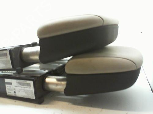 Headrest PEUGEOT 307 CC (3B) 2.0 16V | BP23155556I31 
