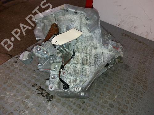 Used Gearbox Gearbox TOYOTA YARIS (_P13_) 1.0 (KSP130_, KSP130) (69 hp) 9382823 9382823