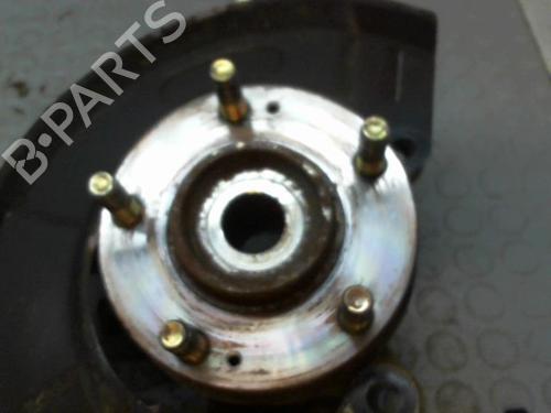 Left front steering knuckle HYUNDAI SANTA FÉ I (SM) 2.0 CRDi 4x4 | BP14883791M25 