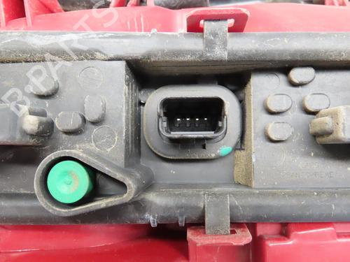 Used Right taillight PEUGEOT 5008 (0U_, 0E_) 1.6 HDi (112 hp) 29154949