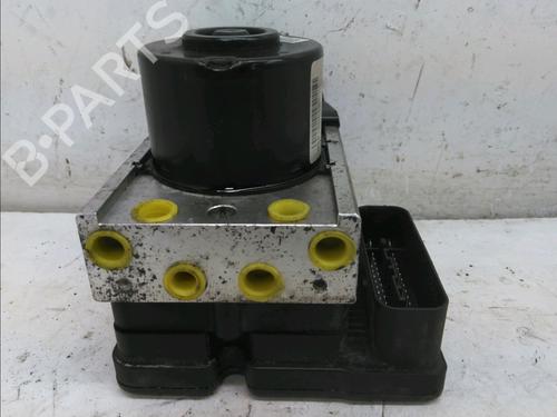 ABS Bremseaggregat RENAULT TWINGO II (CN0_) 1.2 16V (CN04, CN0B) (75 hp) 17778394
