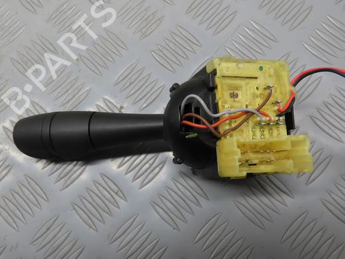 Used Headlight switch RENAULT TWINGO III (BCM_, BCA_) 0.9 TCe 90 (BCM9, BCM2) (90 hp) 9384109