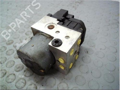 Pompe ABS RENAULT MEGANE I Classic (LA0/1_) 1.6 16V (LA00, LA04, LA0B, LA11, LA16, LA19, LA1J, LA1K,... (107 hp) 23154535
