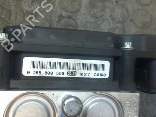 Used ABS pump RENAULT CLIO III (BR0/1, CR0/1) 1.5 dCi (75 hp) 9379372