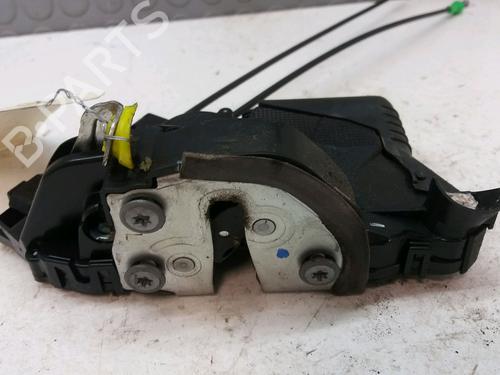 Used Front left lock TOYOTA YARIS (_P9_) 1.3 VVT-i (SCP90_, SCP90R) (87 hp) 9386125