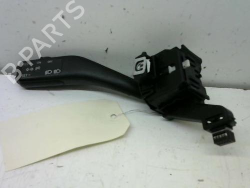Forlygtekontakt VW GOLF V (1K1) 1.9 TDI (105 hp) 9374544