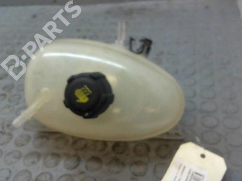 Used Expansion tank RENAULT TWINGO III (BCM_, BCA_) 0.9 TCe 90 (BCM9, BCM2) (90 hp) 9384120