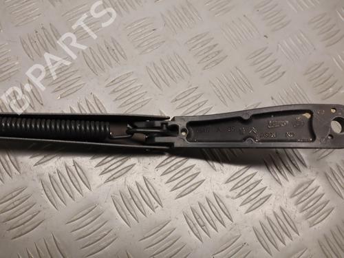 Used Front windshield wiper arm Front windshield wiper arm CITROËN C3 II (SC_) 1.2 VTi 82 (82 hp) 33894028 33894028