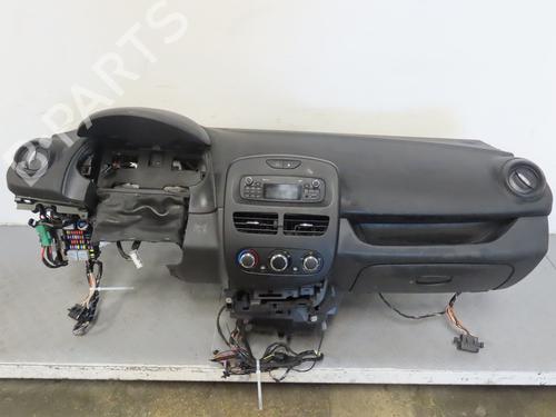 Instrumentbræt RENAULT CLIO IV (BH_) 1.5 dCi 75 (75 hp) 17779802