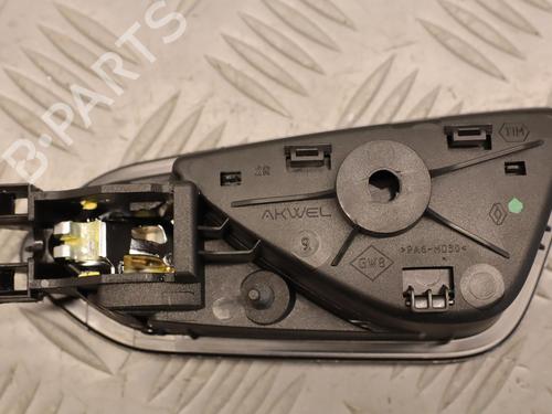 Used Front right interior door handle RENAULT CLIO V (B7_) 1.6 E-TECH 140 (B7MU) (140 hp) 33058734