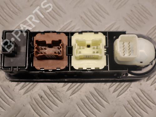 Used Left front window switch Left front window switch RENAULT CLIO IV (BH_) 1.2 TCe 120 (BHM0) (120 hp) 33744355 33744355