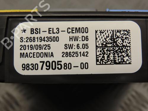 Used Fuse box CITROËN C3 III (SX) 1.2 PureTech 82 (83 hp) 31275936