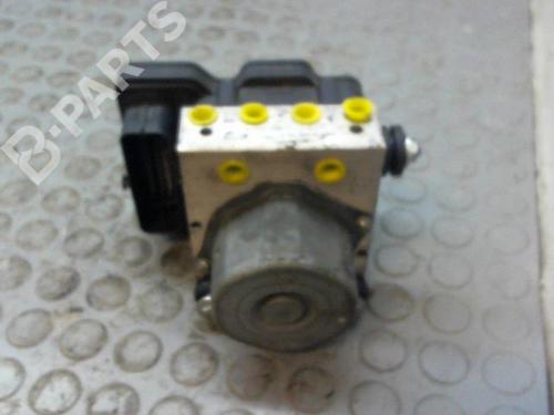Used ABS pump RENAULT TWINGO III (BCM_, BCA_) 0.9 TCe 90 (BCM9, BCM2) (90 hp) 9384119