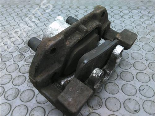 Used Left front brake caliper BMW 3 Touring (E46) 325 xi (192 hp) 17778802