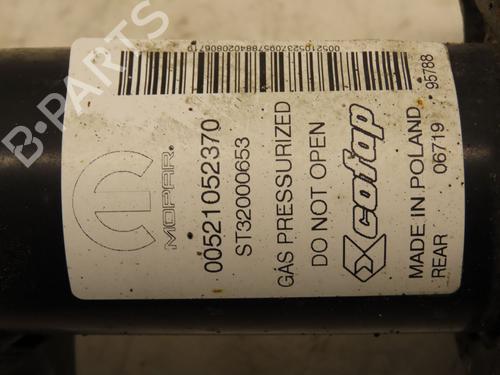 Used Right rear shock absorber FIAT 500X (334_) 1.6 D Multijet (334AXA1B, 334AXA11) (120 hp) 30164533