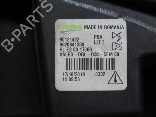 Used Left daytime light DS DS 3 / DS 3 CROSSBACK (UR_, UC_, UJ_) 1.2 PureTech 100 (URHNKK, URHNEK) (101 hp) 17995517