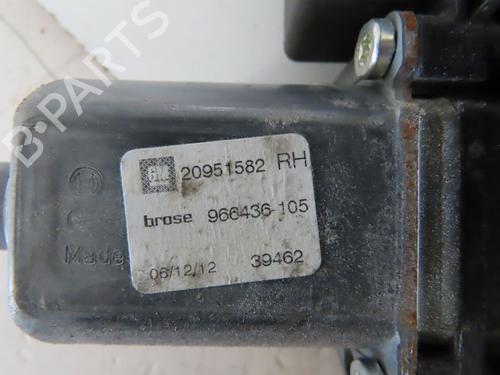 Vindusheismekanisme høyre foran Vindusheismekanisme høyre foran OPEL ZAFIRA TOURER C (P12) 2.0 CDTi (75) (165 hp) 34387092 34387092