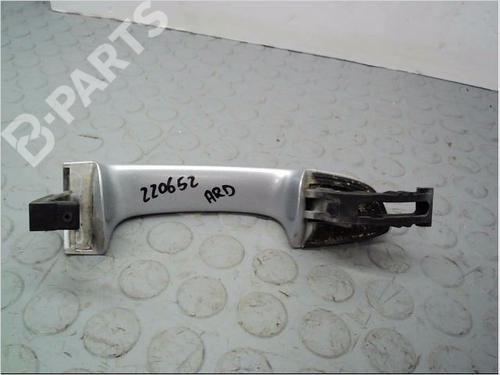 Used Rear right exterior door handle Rear right exterior door handle VW GOLF VI (5K1) 2.0 TDI (110 hp) 11183628 11183628