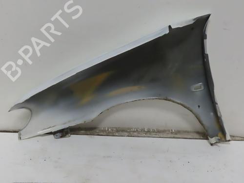 Used Right front fenders Right front fenders 37874372 37874372