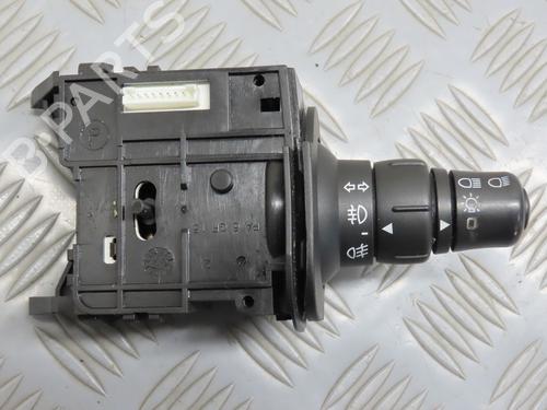 Used Headlight switch RENAULT SCÉNIC II (JM0/1_) 2.0 dCi (JM1K) (150 hp) 21060040