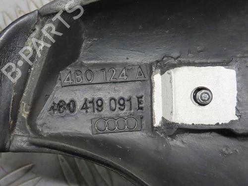 Used Steering wheel AUDI A4 B5 (8D2) 1.8 T (150 hp) 9384295