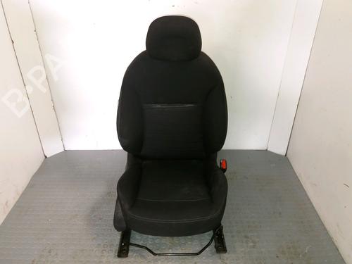 Right front seat PEUGEOT 208 I (CA_, CC_) 1.6 HDi / BlueHDi 75 | BP9383463C16 