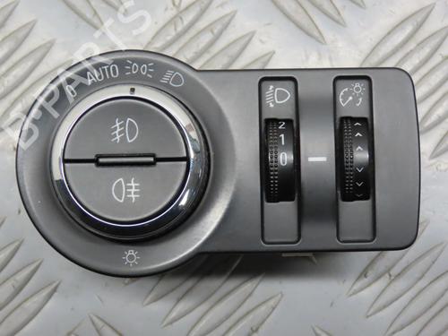 headlight-switch-opel-insignia-a-saloon-g09-18-69-13268720-2008-2009-2010-2011-2012-2013-2014-2015-2016-2017-20151533 main image