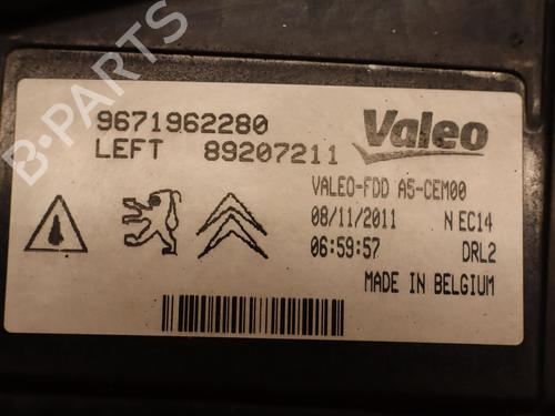 Used Left daytime light Left daytime light 37649696 37649696