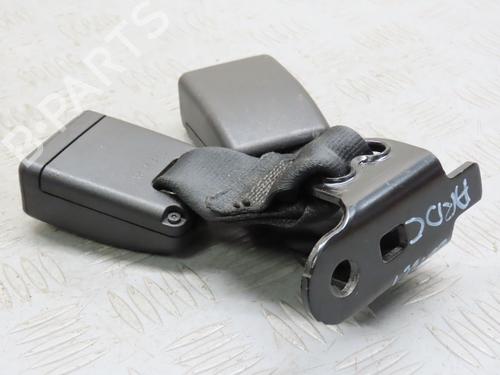 Seat buckle PEUGEOT 208 I (CA_, CC_) 1.2 VTI 82 | BP14885777I32