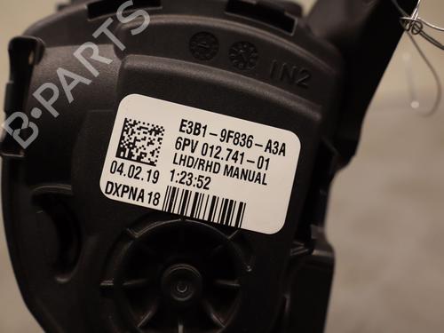 Used Pedal Pedal 36820271 36820271