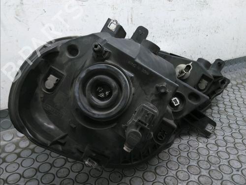 Used Right headlight RENAULT TRAFIC II Van (FL) 2.0 dCi 115 (FL01, FL0U, FL00, FL0H, FL0M) (114 hp) 9379663