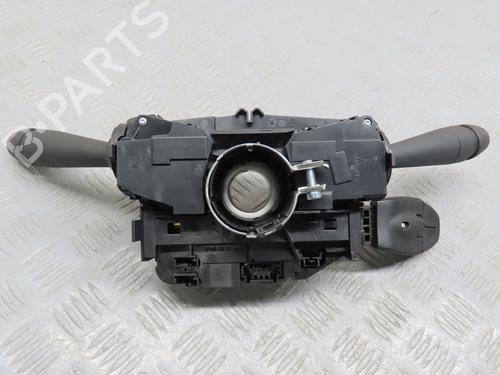Used Steering column stalk Steering column stalk PEUGEOT 3008 II SUV (MC_, MR_, MJ_, M4_) 1.2 THP/ PureTech 130 (MRHNSM, MRHNSU, MRHNSJ, MRHNYW,... (131 hp) 25778898 25778898